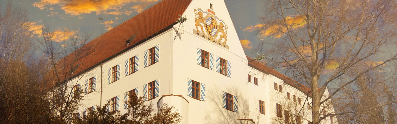  Außenansicht des Finanzamts Starnberg